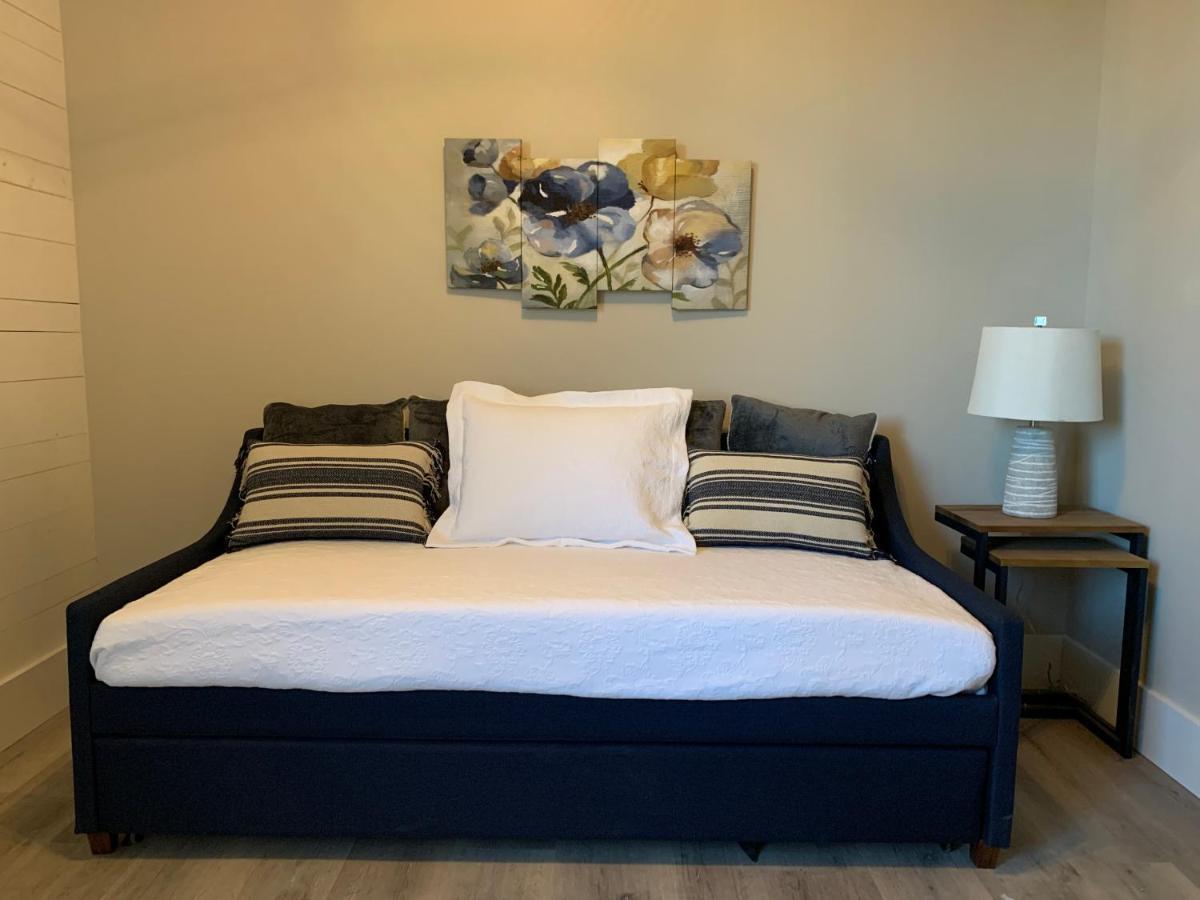 New Collection Smoky Mountains Hotel